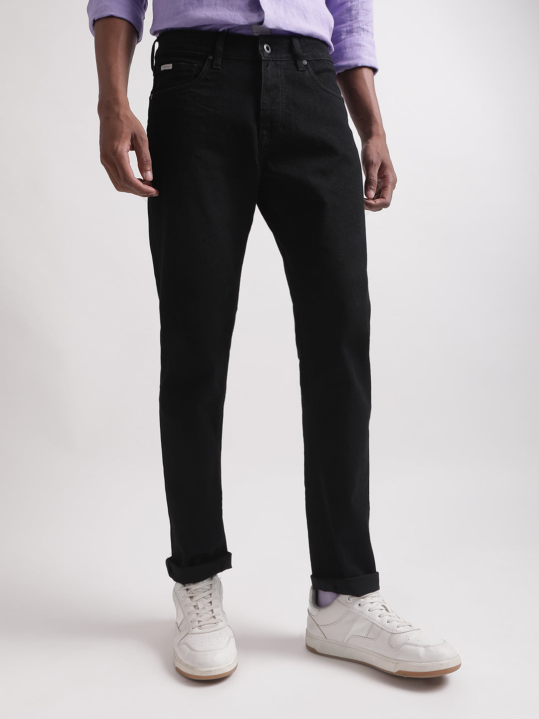 Lindbergh Men Black Solid Tapered Fit Jeans