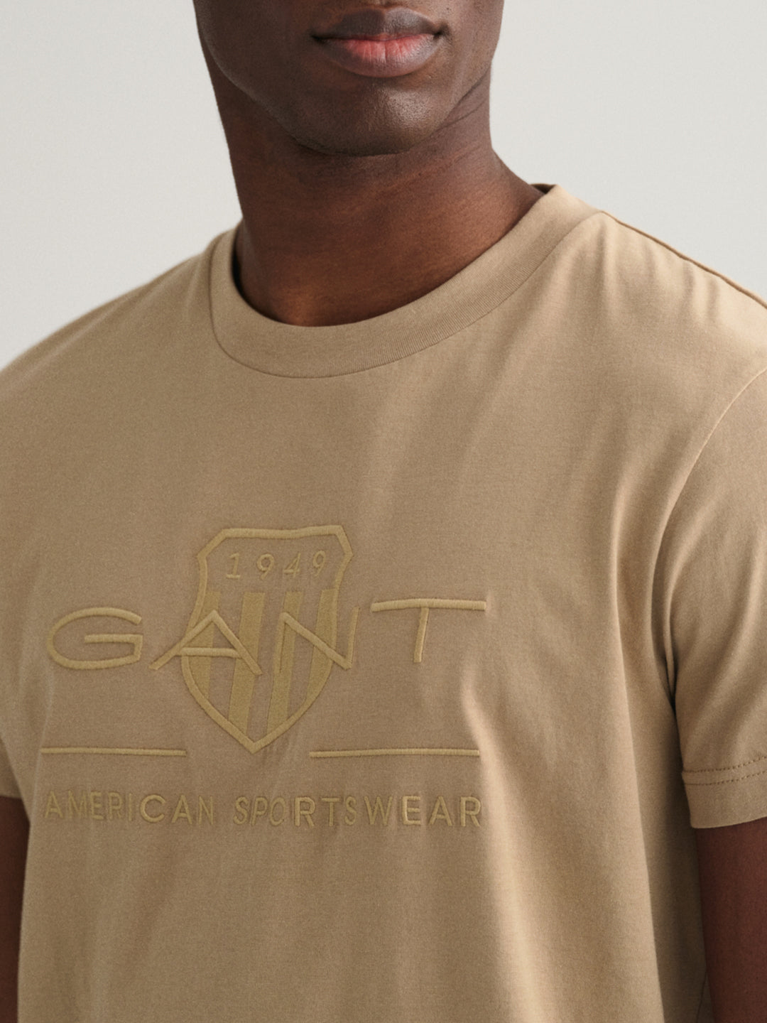 Gant Beige Logo Regular Fit T-Shirt