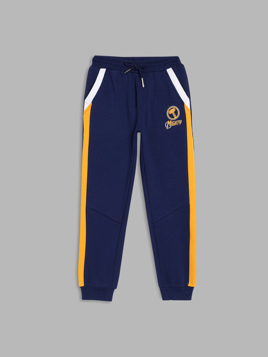 Blue Giraffe Boys Navy Blue Colorblocked Regular Fit Mid-Rise Joggers Style Trackpant