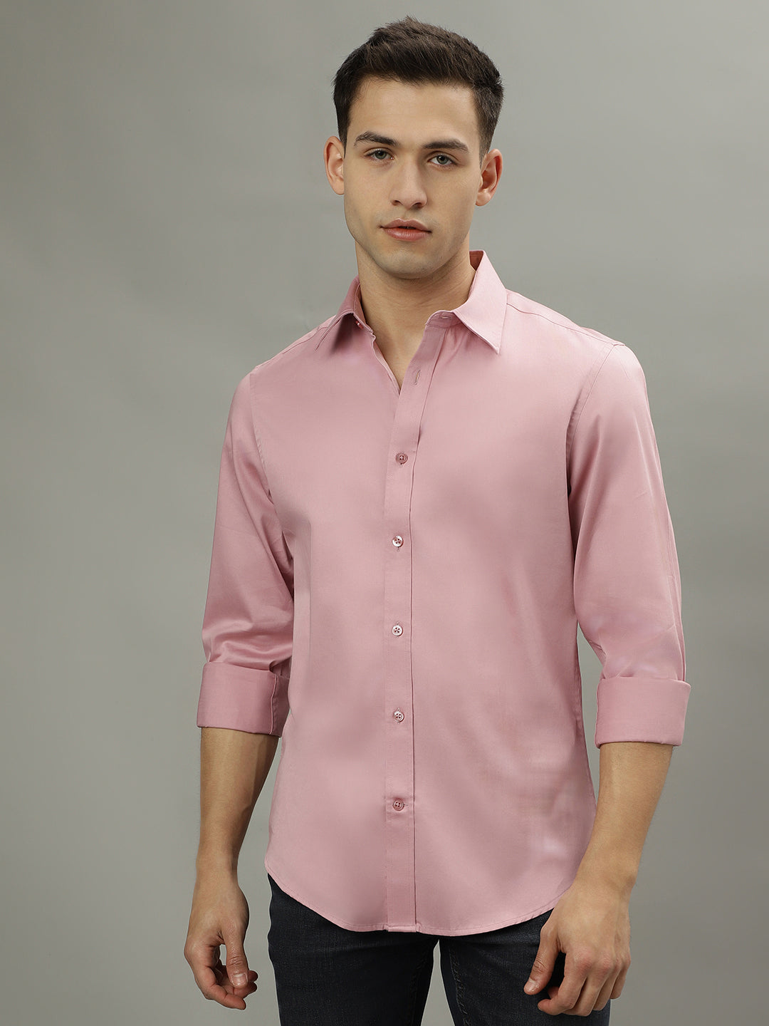 Iconic Men Pink Solid Spread Collar Full Sleeves Shirt