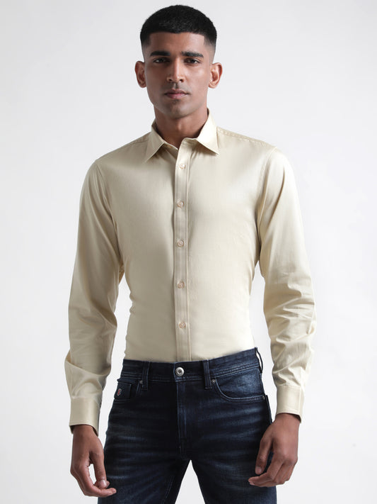 Iconic Men Beige Solid Spread Collar Full Sleeves Shirt