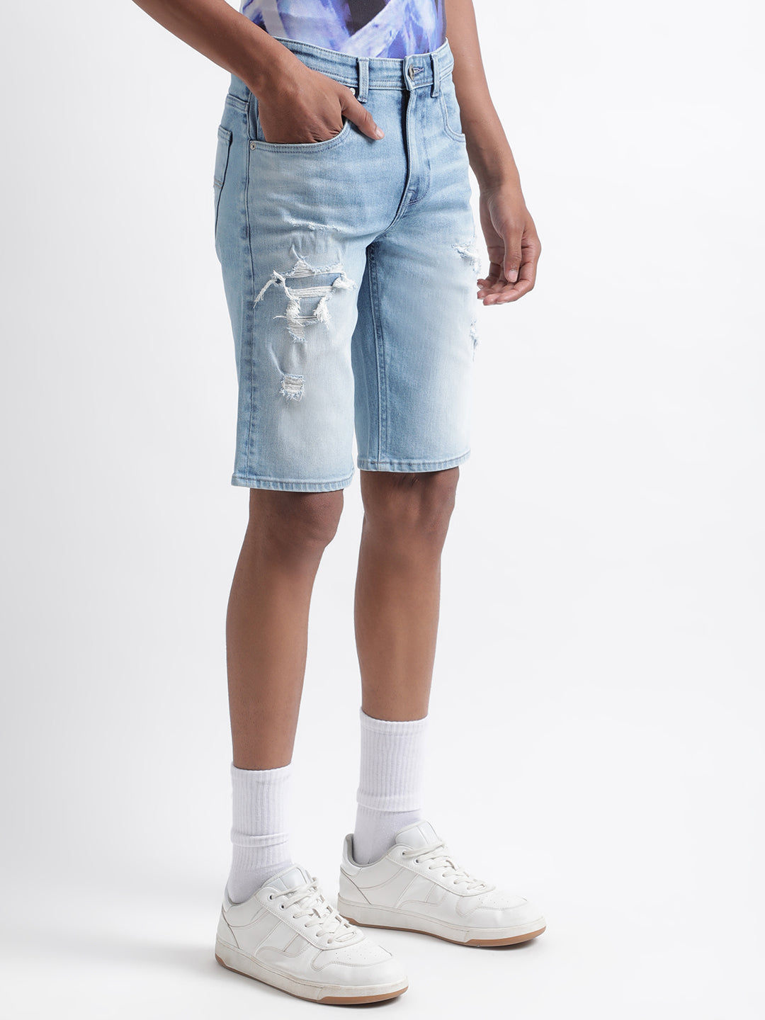 Iconic Men Blue Washed Regular Fit Mid-Rise Shorts