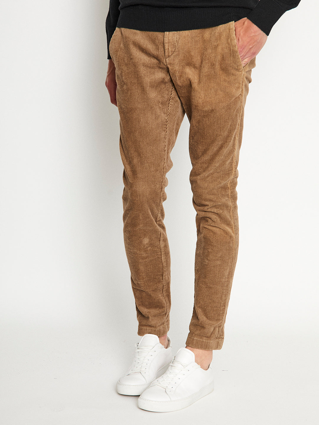 Bruun & Stengade Men Beige Solid Slim Fit Trouser