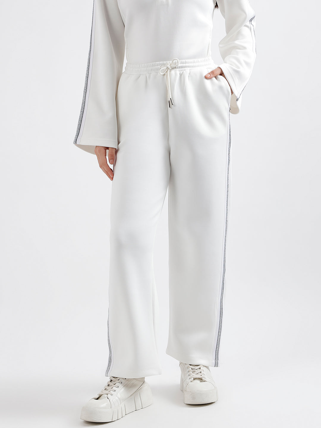 Elle Women White Solid Relaxed Fit Sweatpant