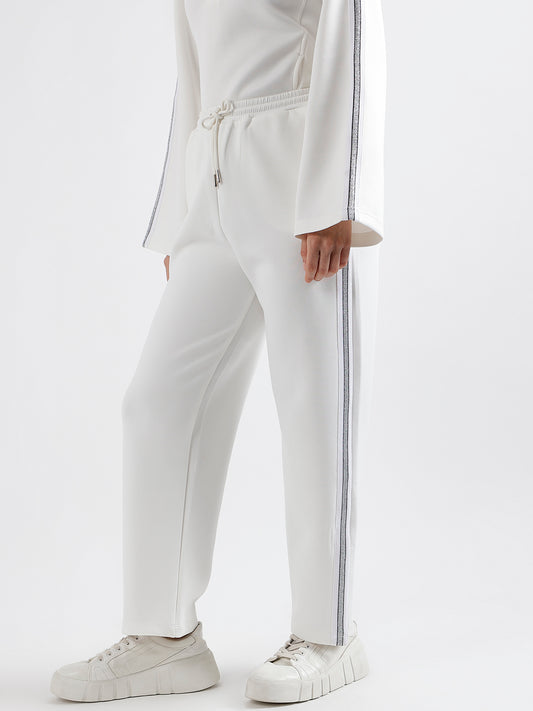 Elle Women White Solid Relaxed Fit Sweatpant