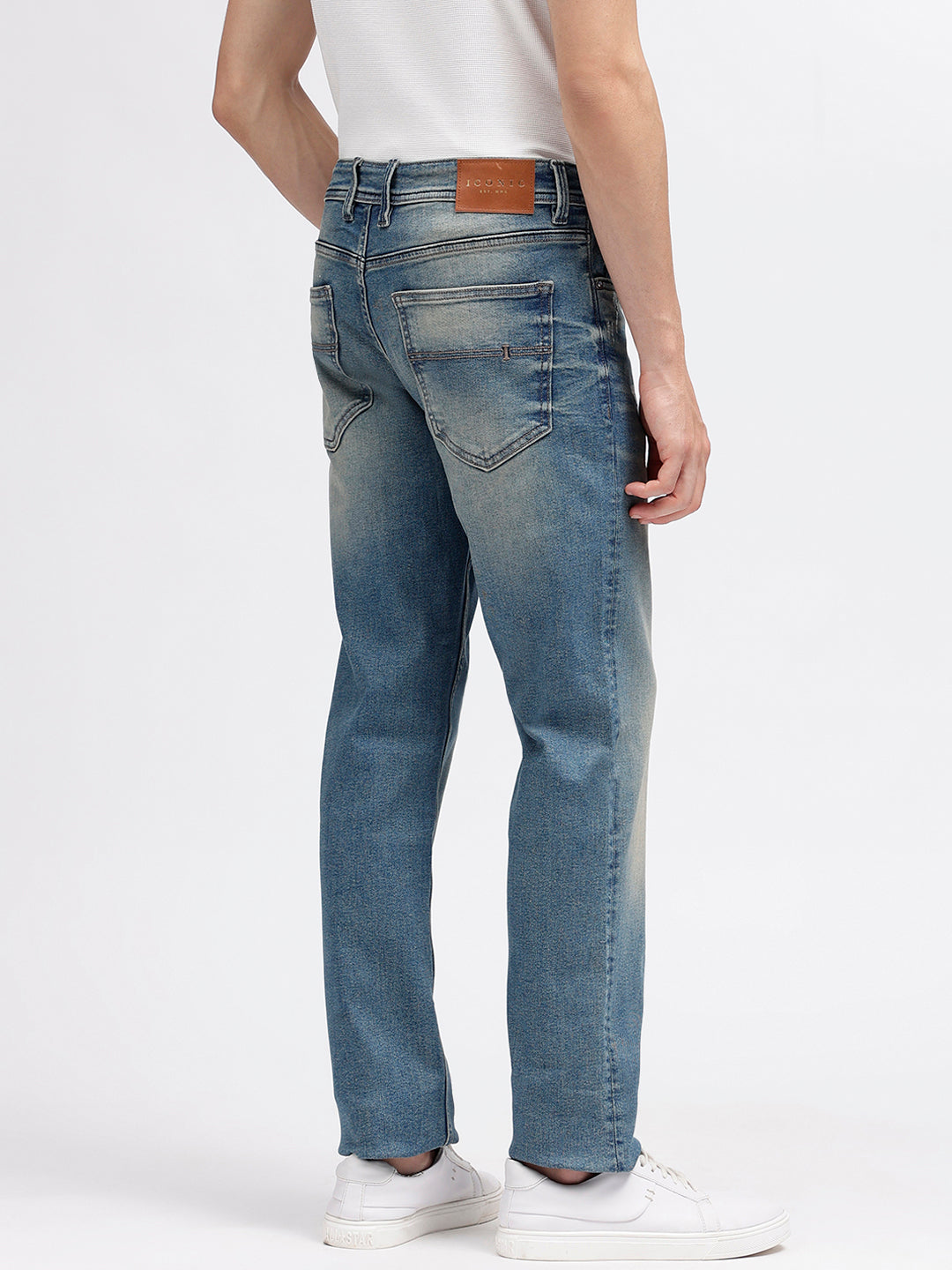 Iconic Men Blue Washed Slim Fit Mid-Rise Jeans