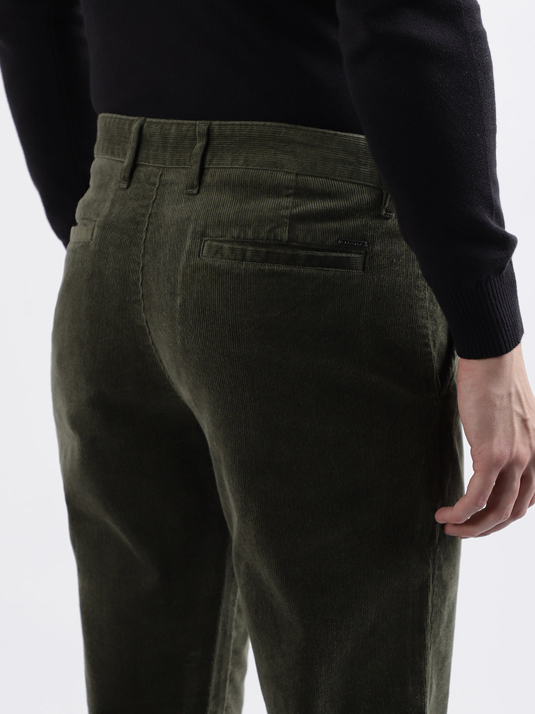 Iconic Men Green Solid Slim Fit Mid-Rise Trouser