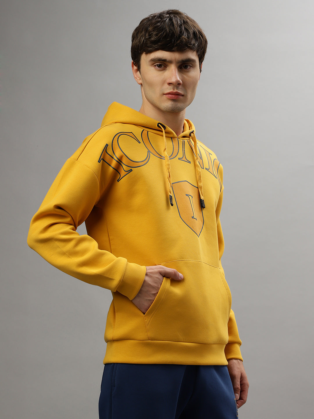 Iconic Men Mustard Solid Round Neck Full Sleeves Sweatshirt