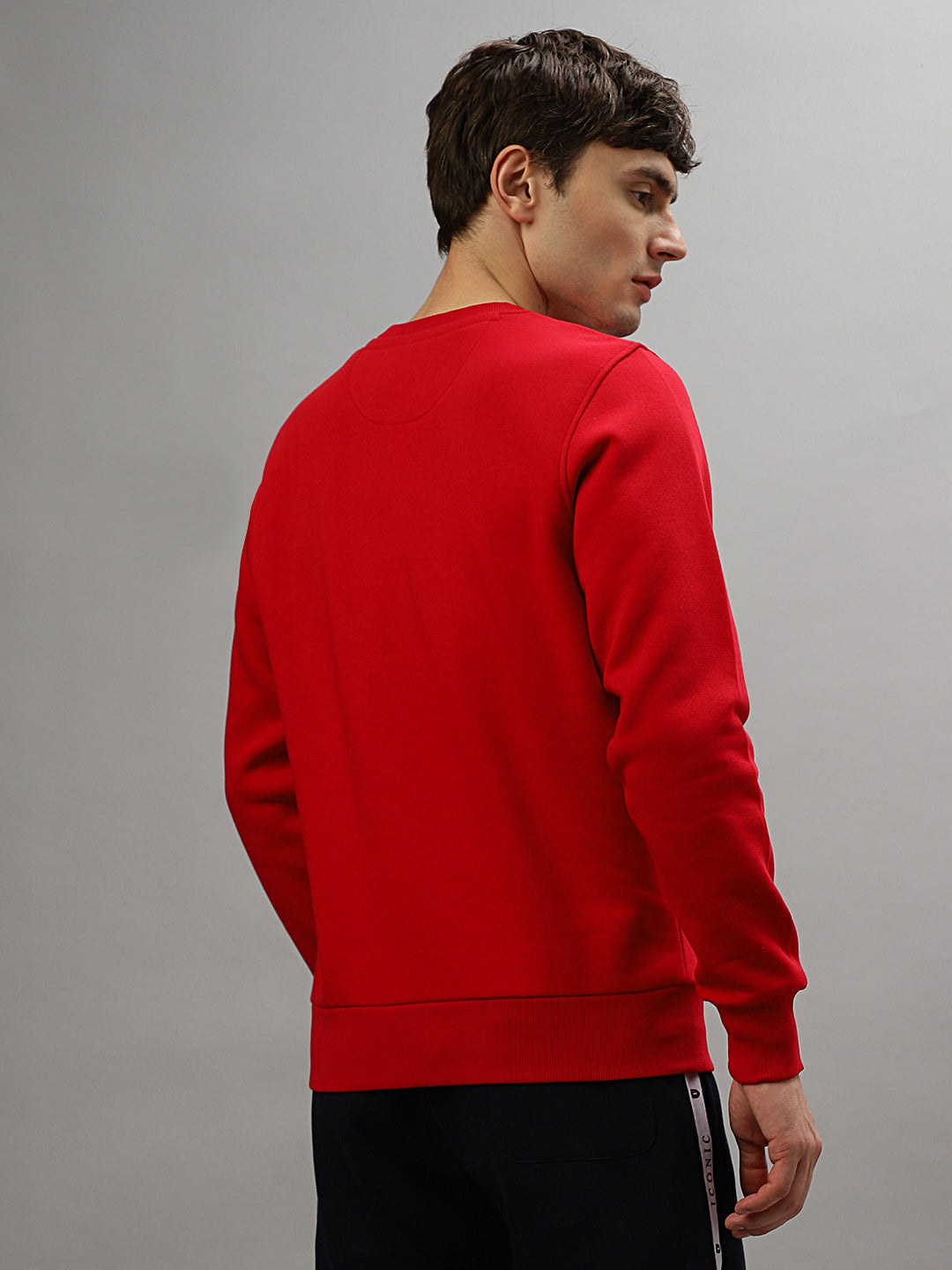 Iconic Men Red Solid Round Neck Full Sleeves Sweatshirt