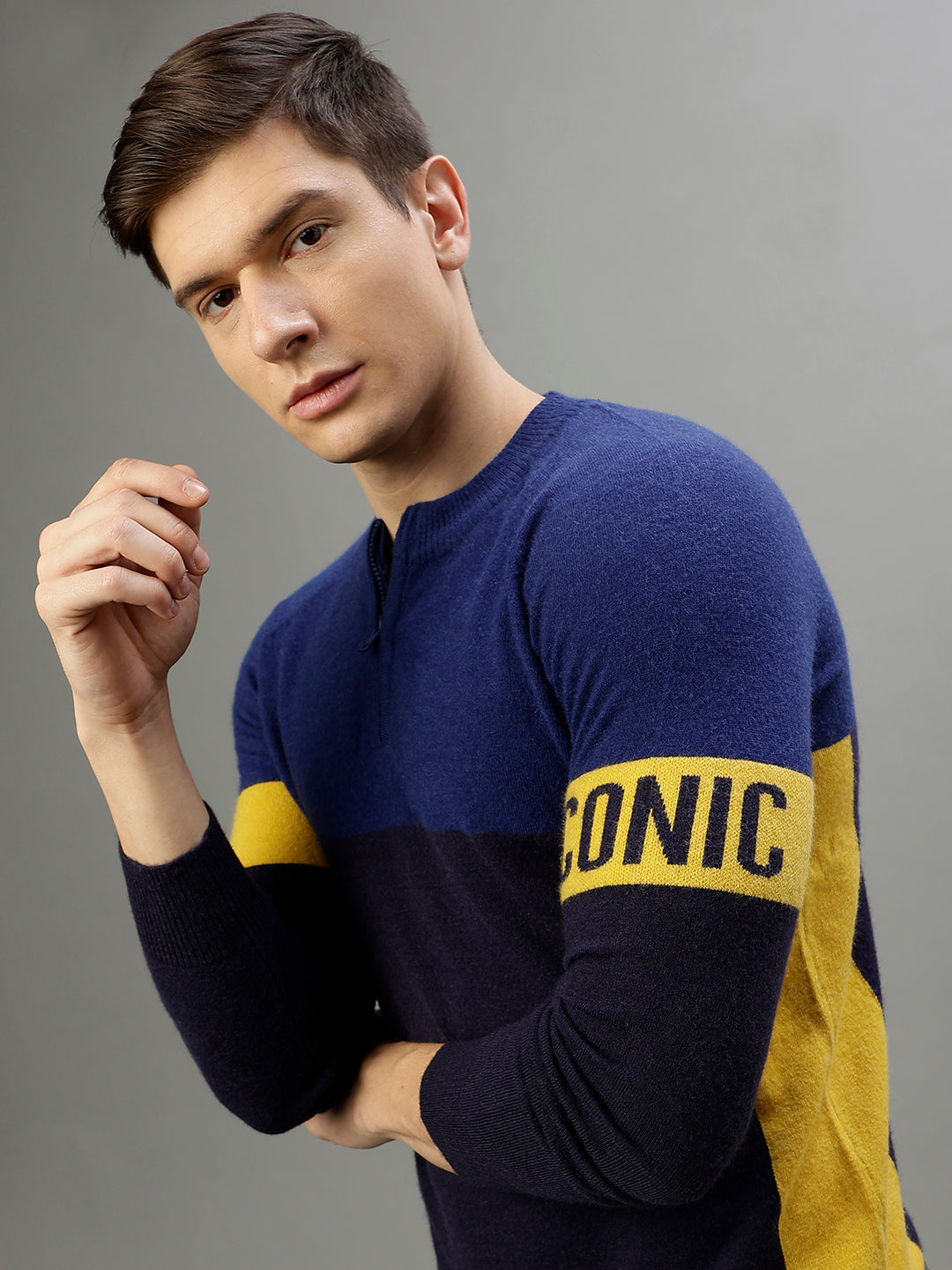 Iconic Men Multicolor Colorblocked Round Neck Full Sleeves Sweater