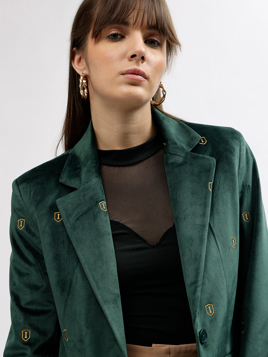 Iconic Women Green Solid Notch Lapel Full Sleeves Single Breasted Blazer