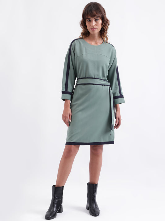 Iconic Women Green Solid Round Neck 3/4th Sleeves Dress