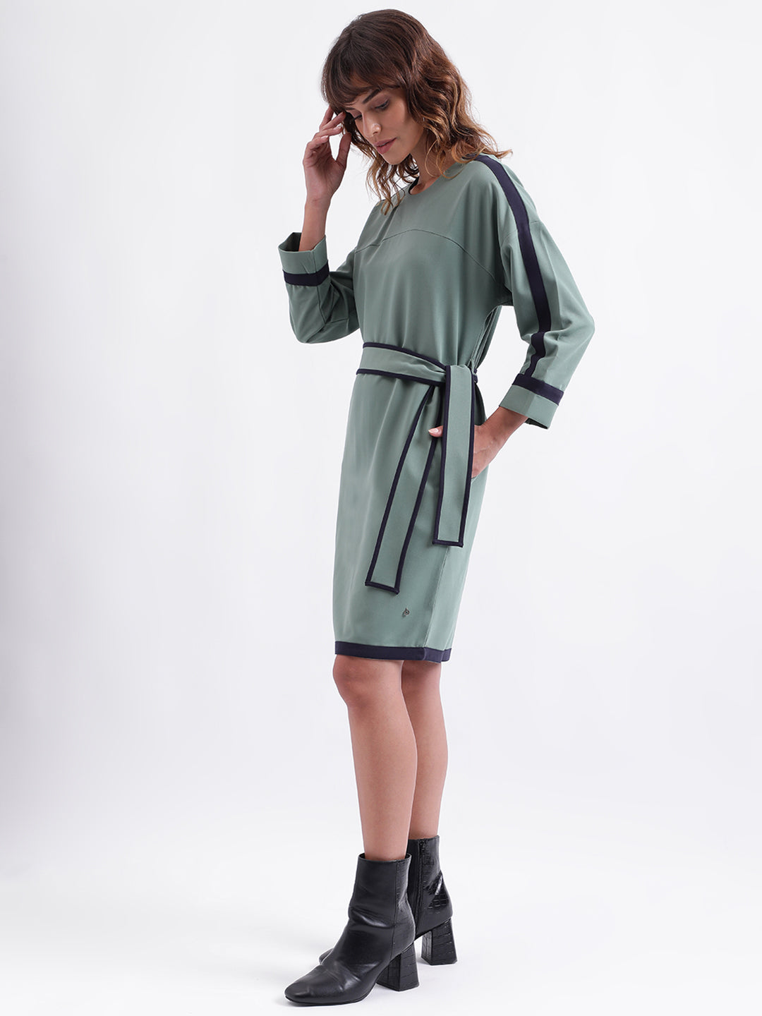 Iconic Women Green Solid Round Neck 3/4th Sleeves Dress