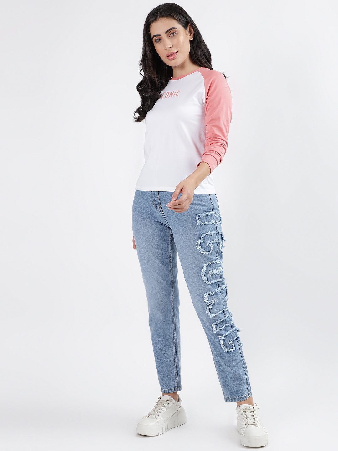 Iconic Women Blue Washed Mom Fit Mid-Rise Jeans