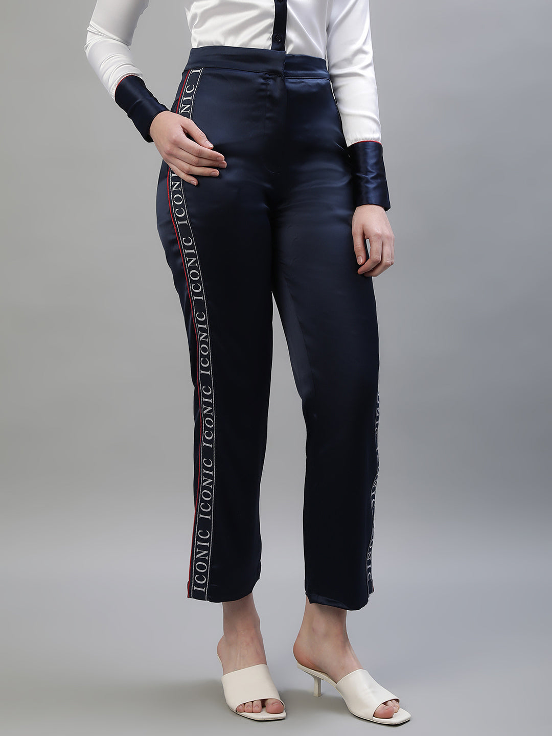 Iconic Women Navy Blue Solid Regular Fit Mid-Rise Trouser