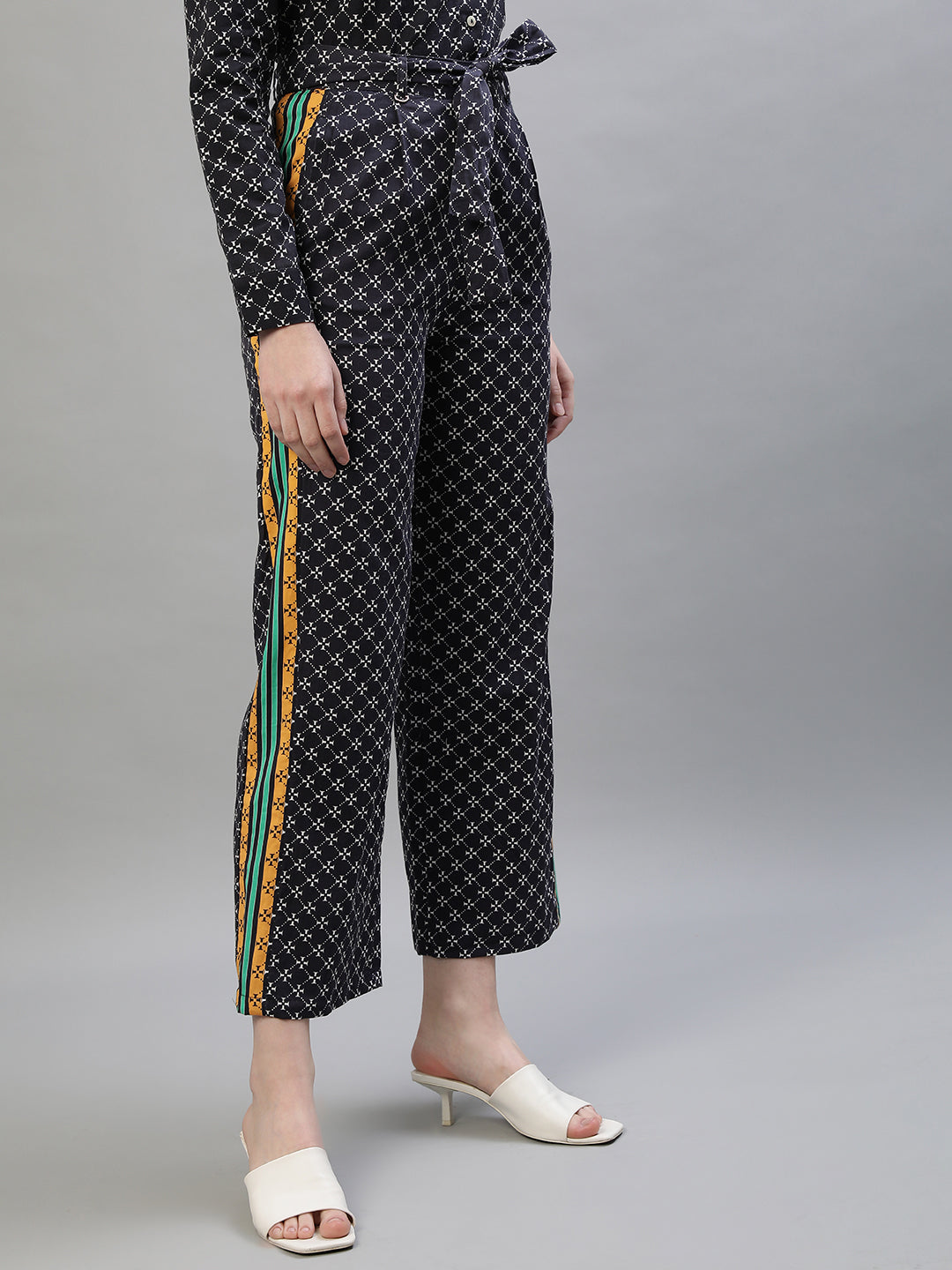 Iconic Women Navy Blue Printed Straight Fit Mid-Rise Trouser