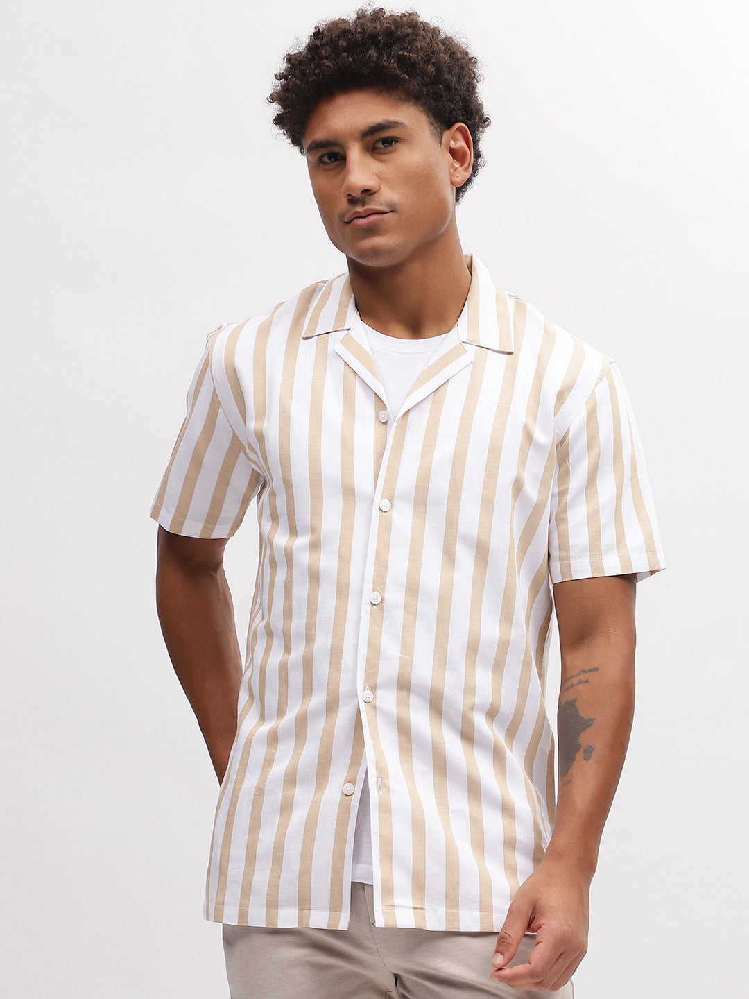 Lindbergh Men Brown Striped Resort Collar Short Sleeves Shirt