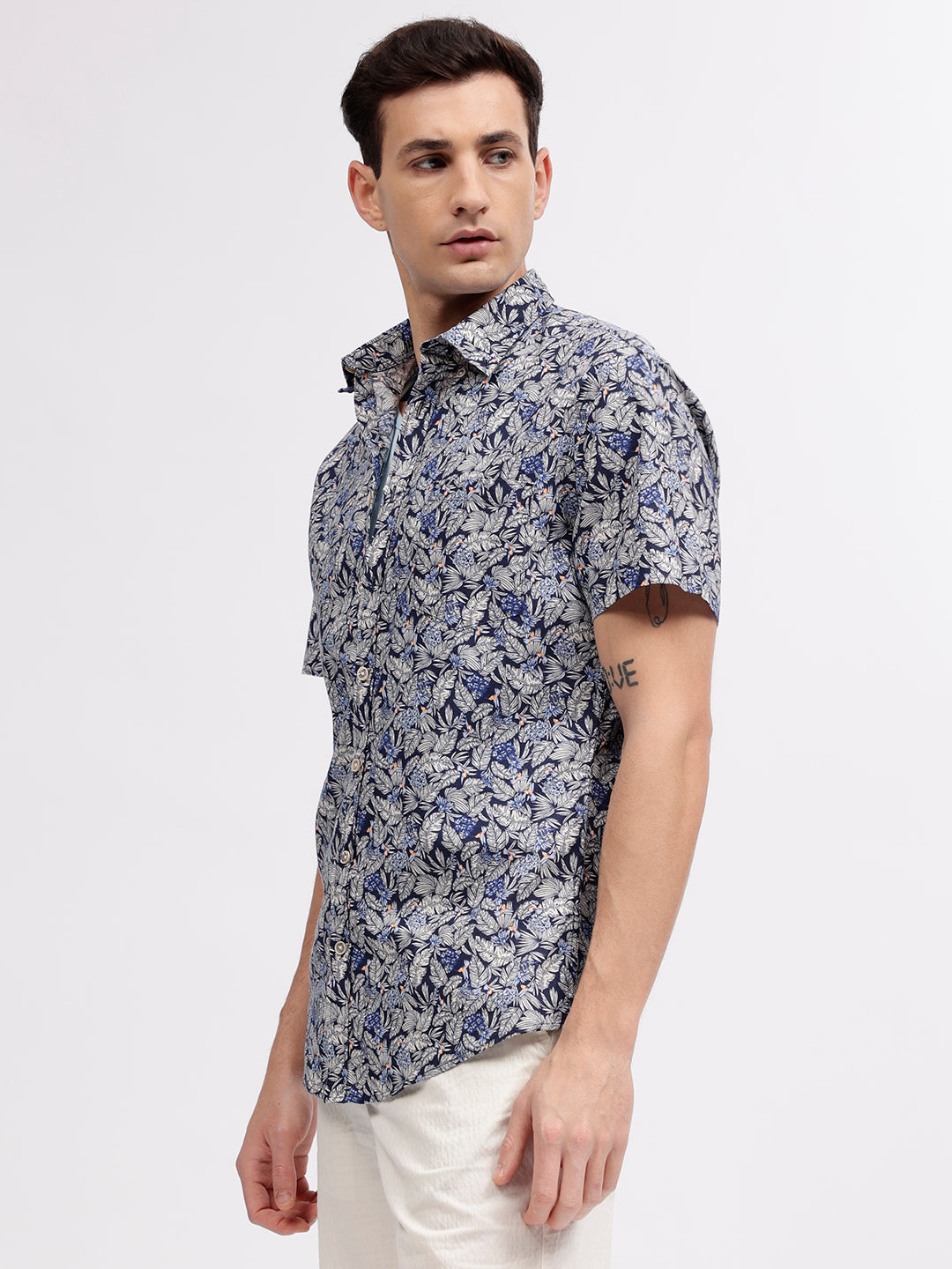 Lindbergh Men Blue Tropical Print Button-down Collar Short Sleeves Shirt