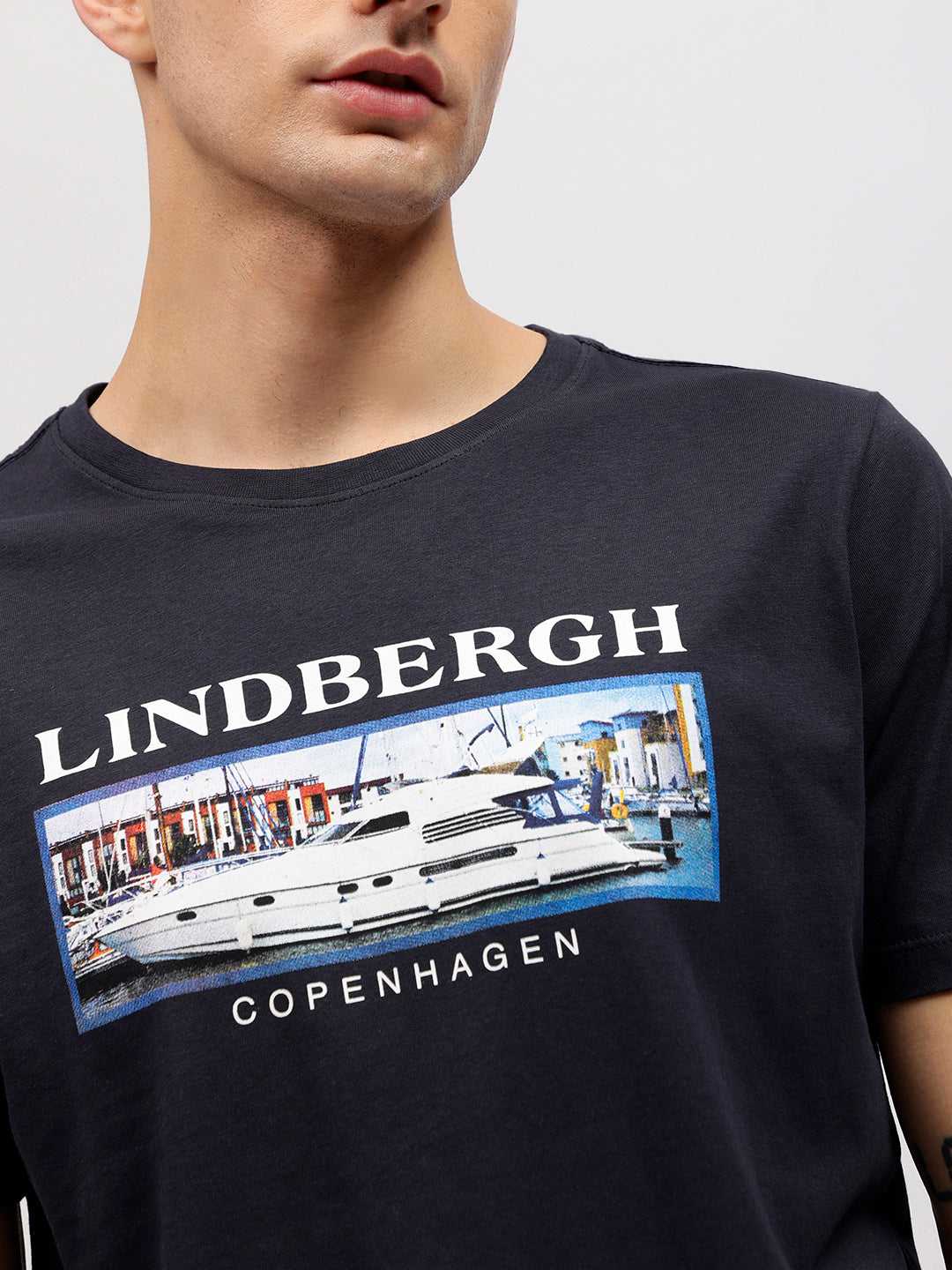 Lindbergh Men Blue Printed Round Neck Short Sleeves T-shirt