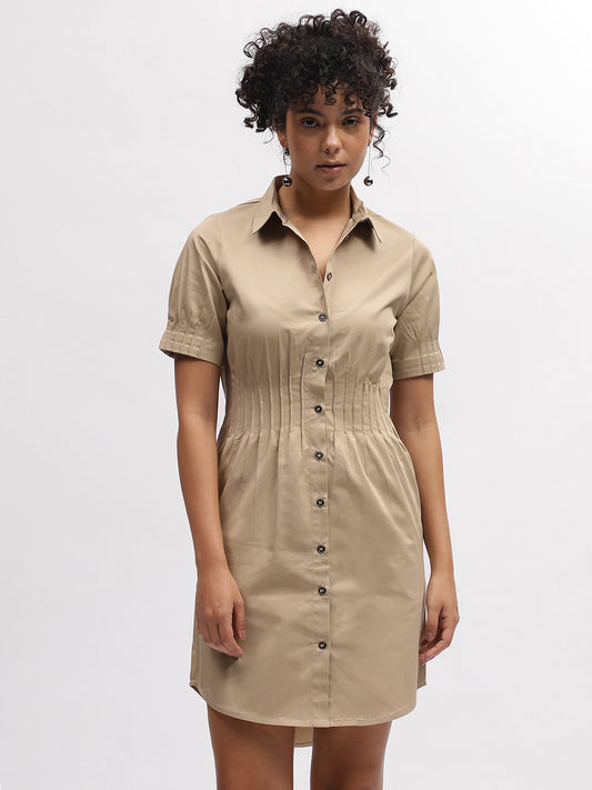 Iconic Women Beige Solid Shirt Collar Short Sleeves Dress