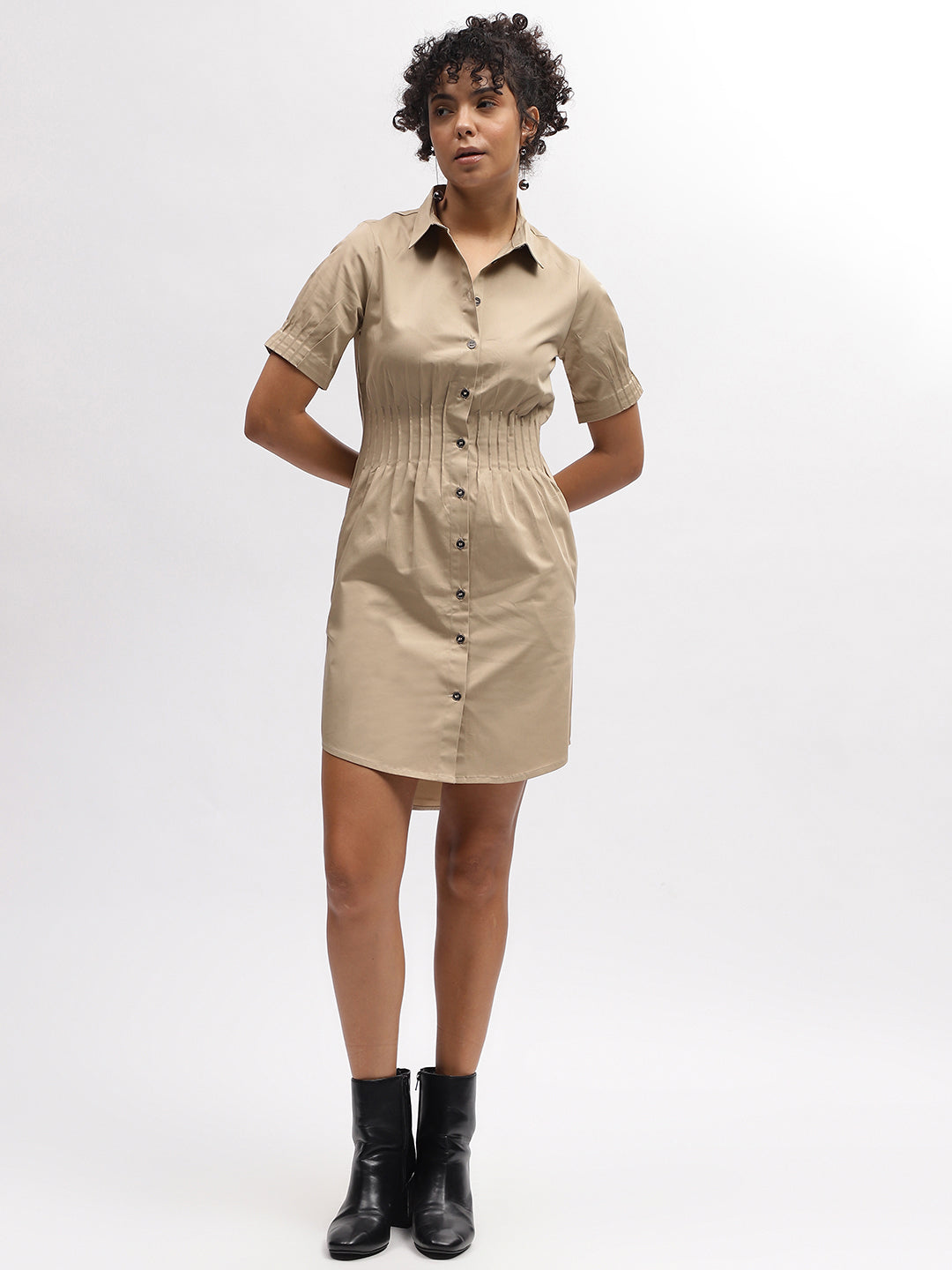 Iconic Women Beige Solid Shirt Collar Short Sleeves Dress