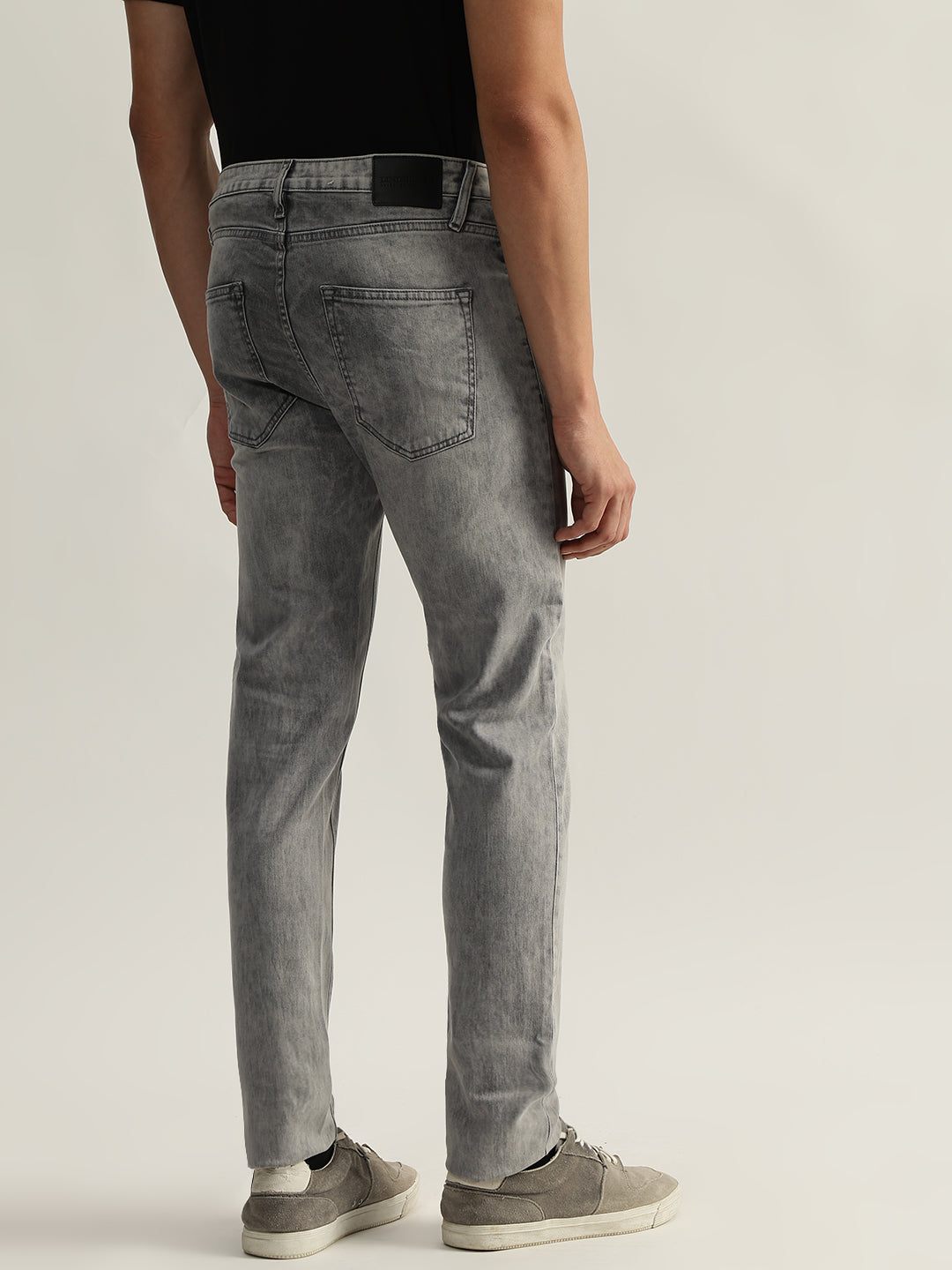 Lindbergh Men Grey Washed Tapered Fit Mid-Rise Jeans