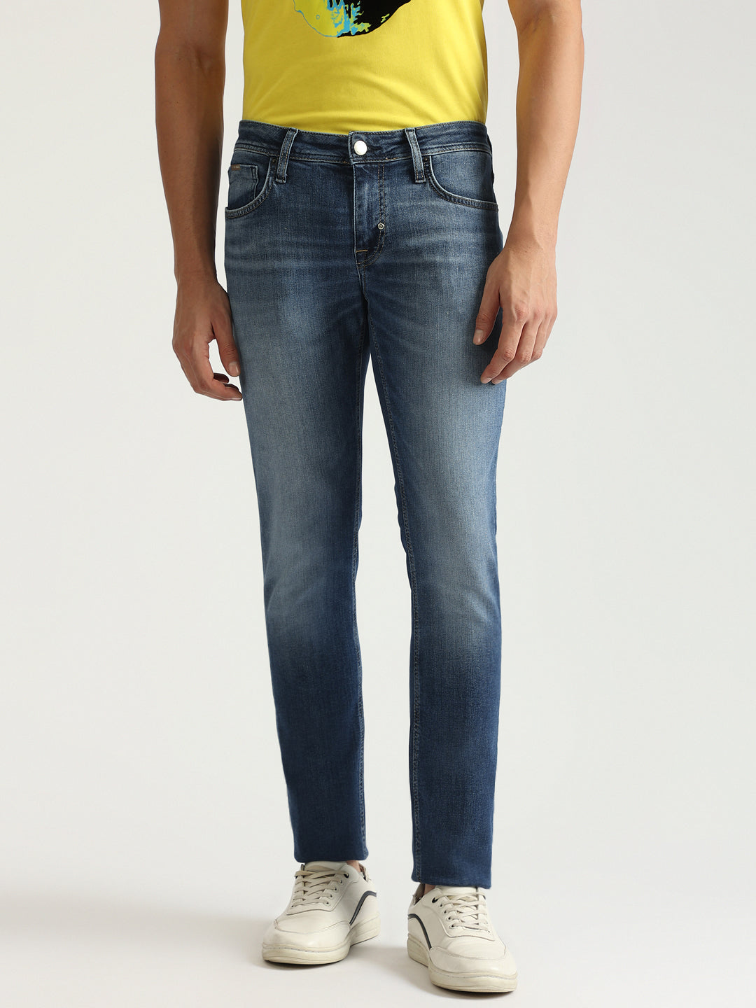 Antony Morato Men Blue Washed Mid-Rise Tapered Fit Jeans