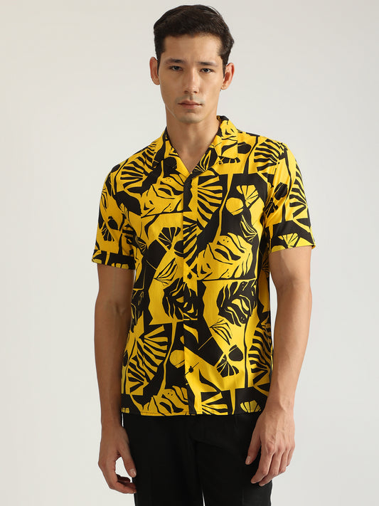 Antony Morato Men Yellow Printed Spread Collar Short Sleeves Shirt