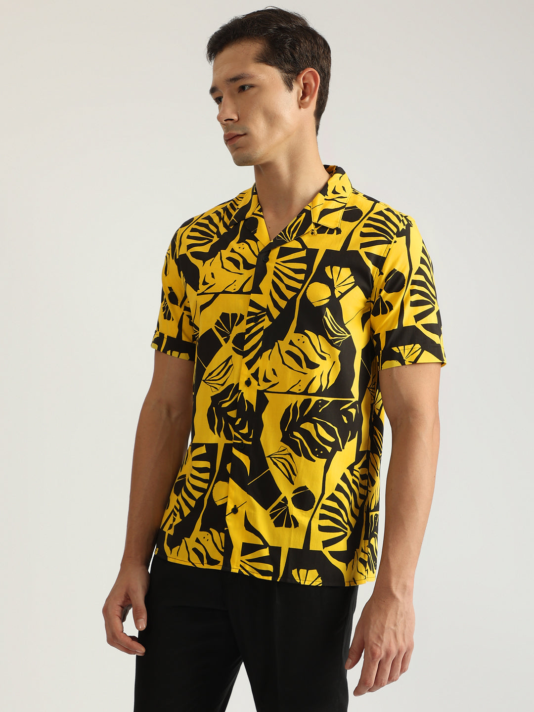 Antony Morato Men Yellow Printed Spread Collar Short Sleeves Shirt