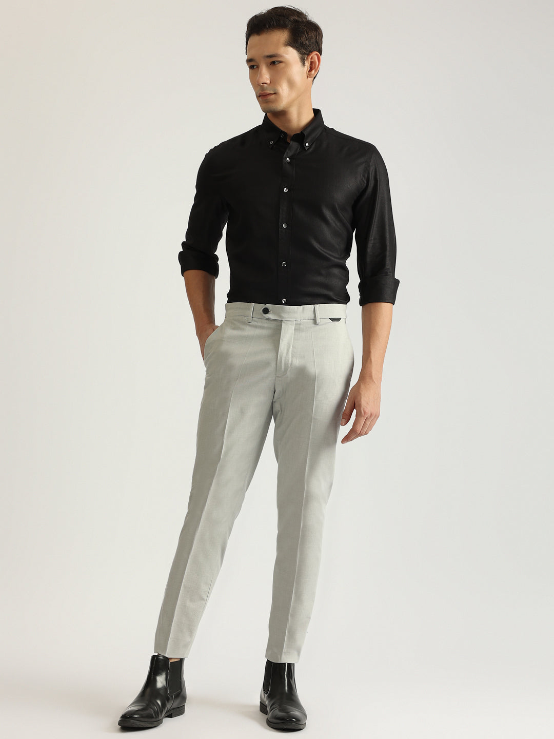 Antony Morato Men Off White Solid Mid-Rise Slim Fit Flat-front Trouser