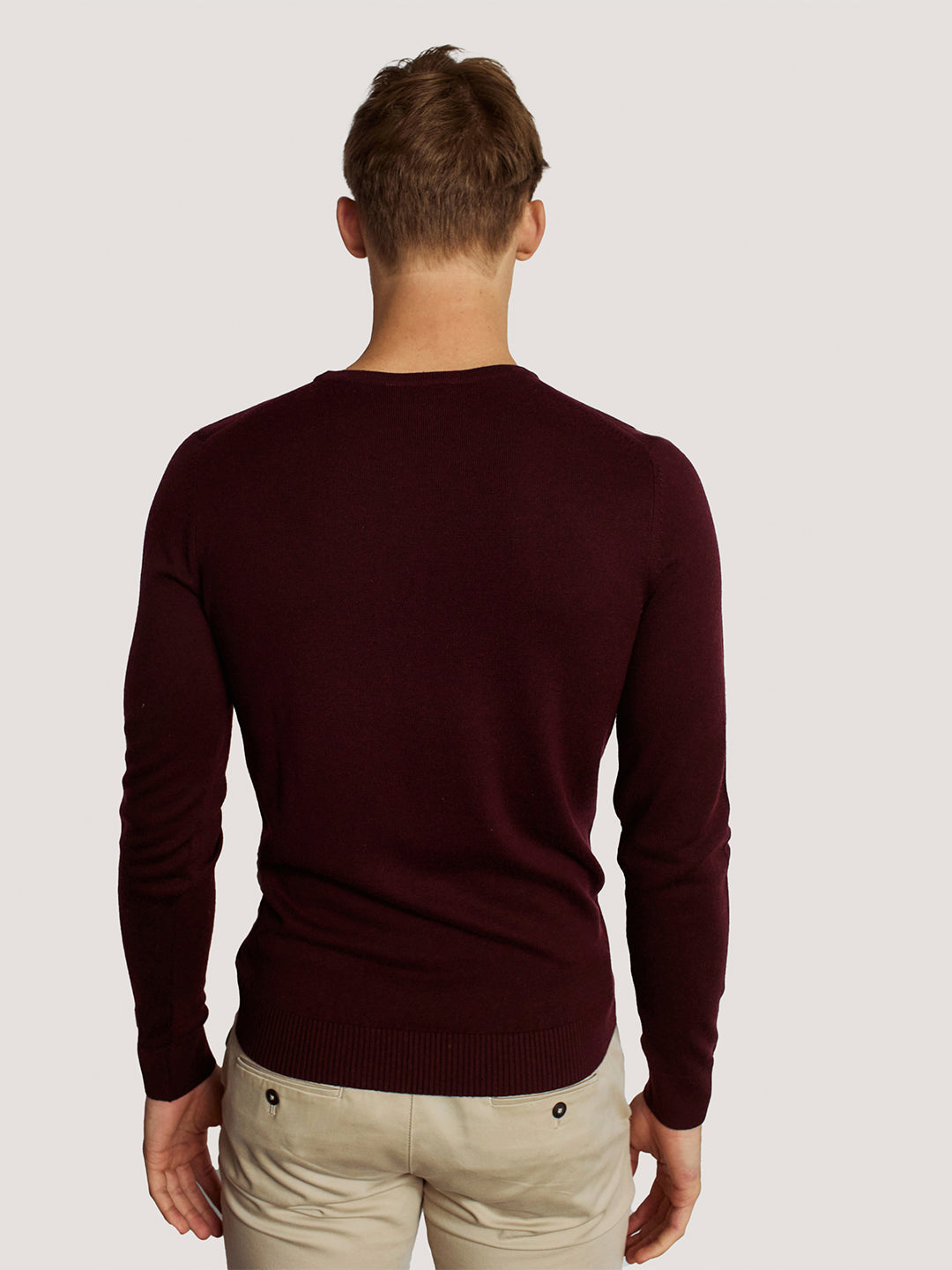 Bruun & Stengade Men Maroon Solid Round Neck Full Sleeves Pullover Style Sweater