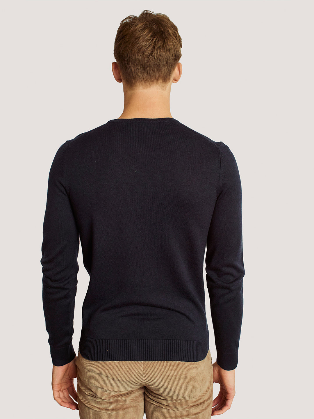 Bruun & Stengade Men Blue Solid Round Neck Full Sleeves Pullover Style Sweater