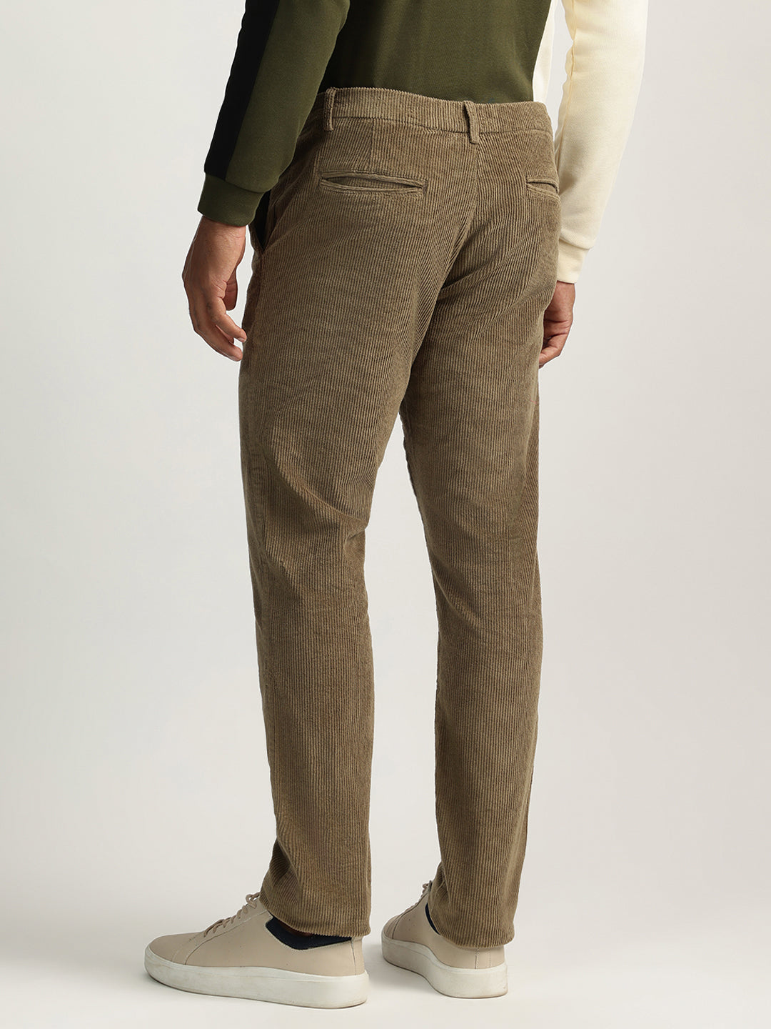 Bruun & Stengade Men Khaki Solid Mid-Rise Regular Fit Flat-Front Corduroy Trouser