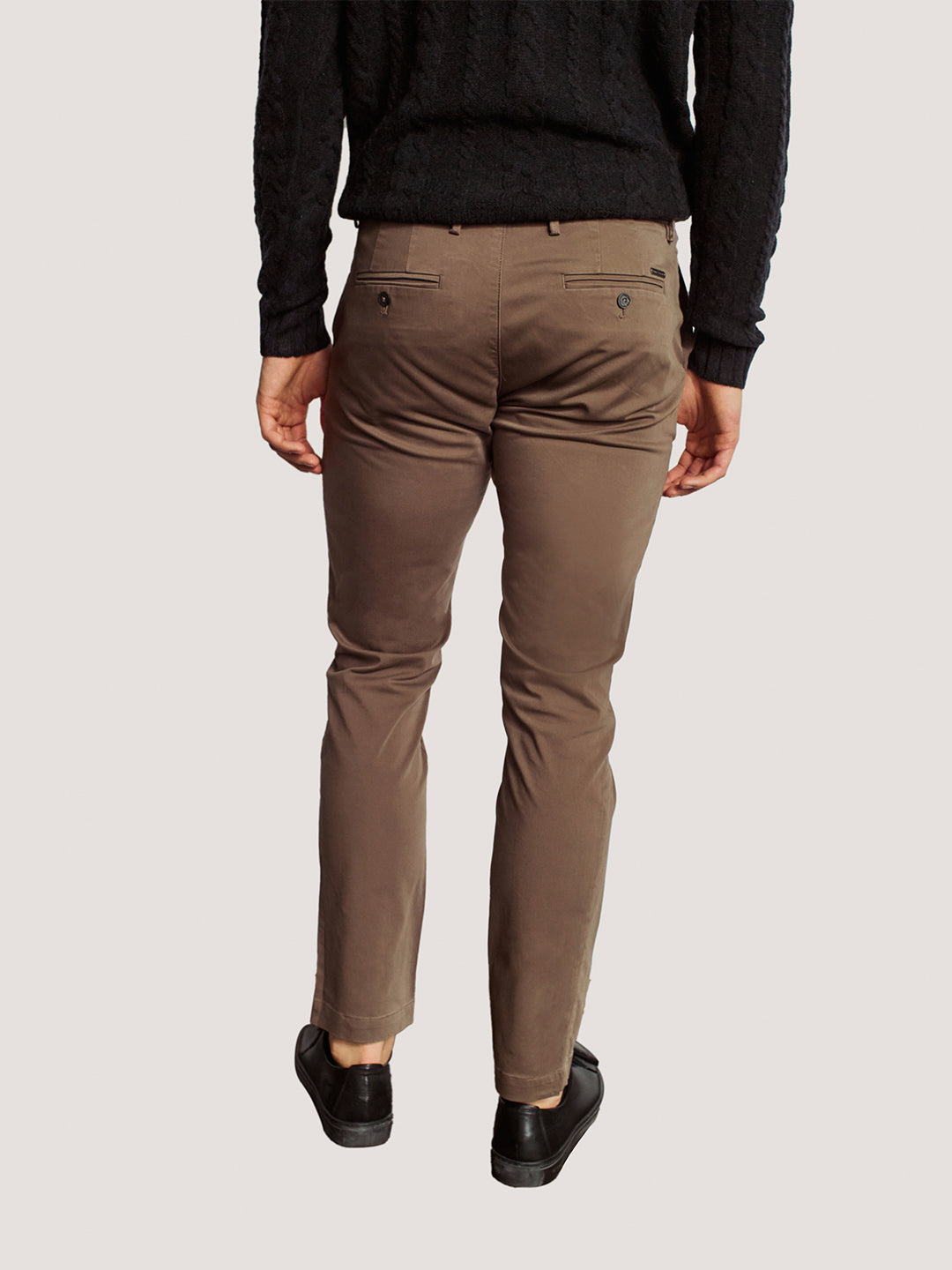 Bruun & Stengade Men Brown Solid Regular Fit Flat-Front Trouser