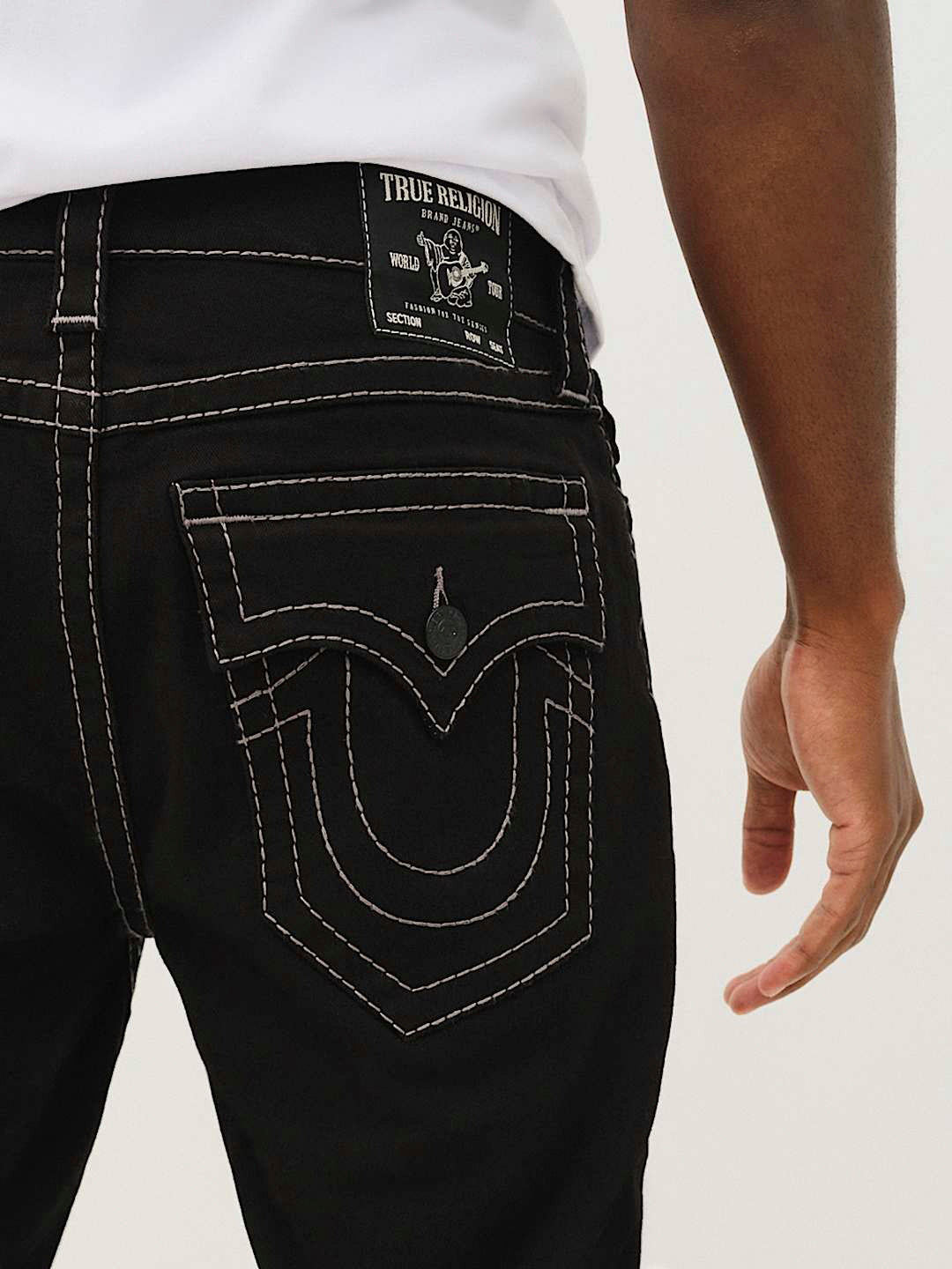 True Religion Big T Ricky Straight Fit Black Mid-Rise Solid Jeans