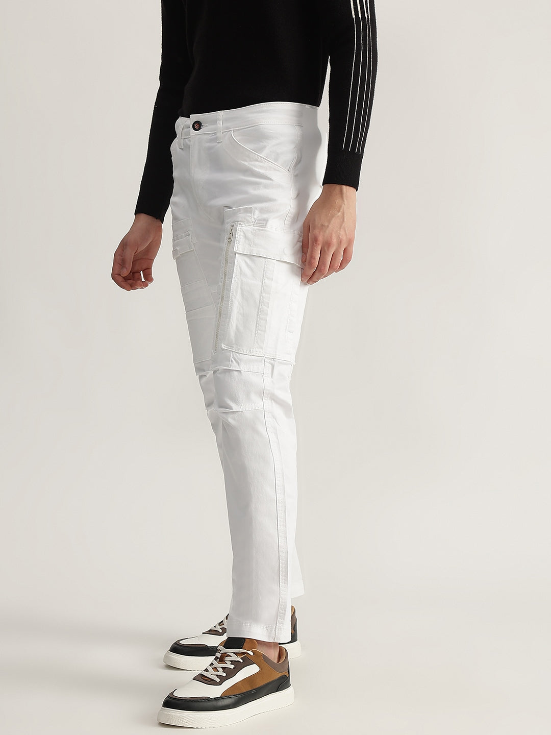 Iconic Men White Solid Regular Fit Cargo Trouser