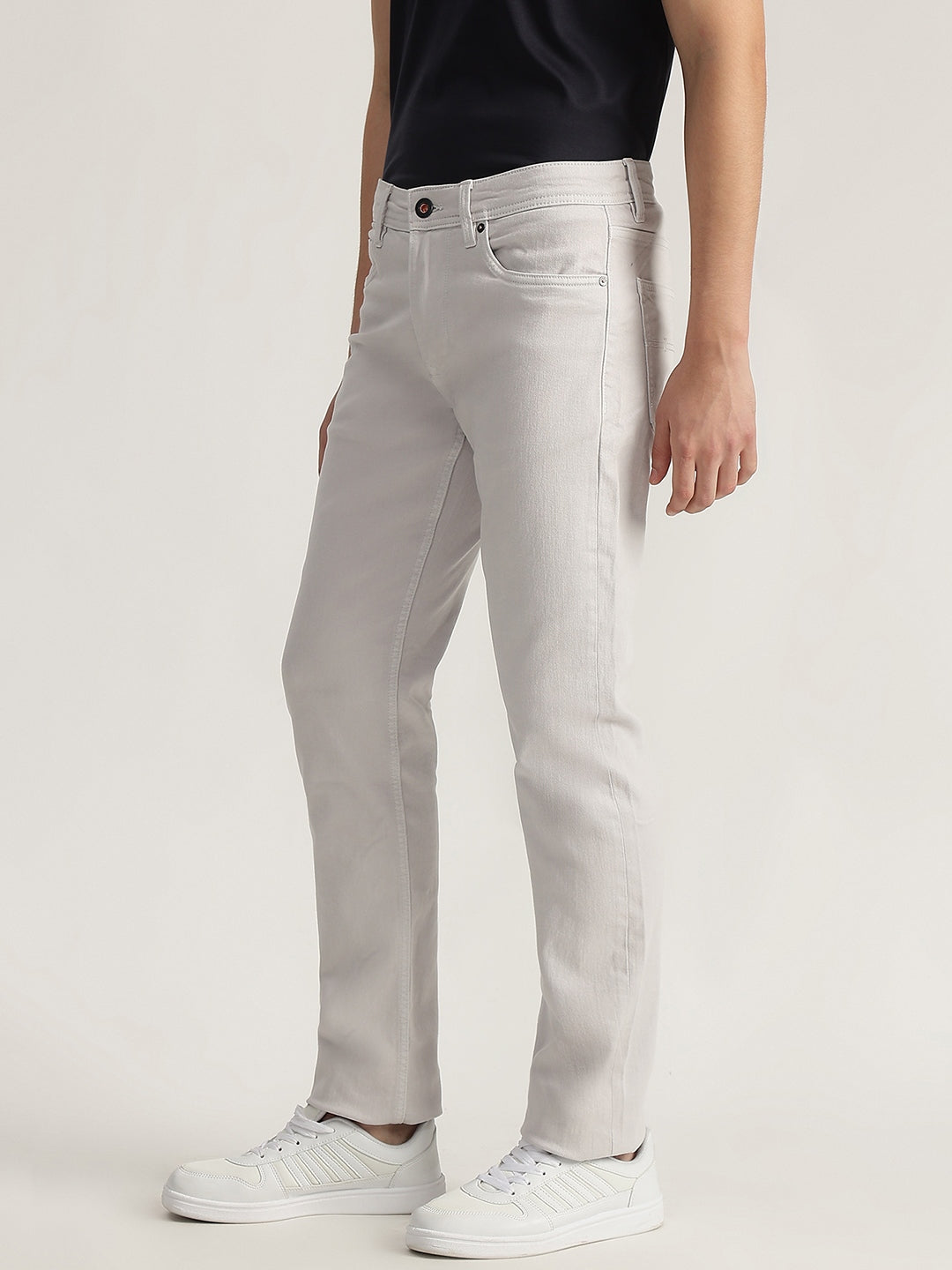 Iconic Men Grey Solid Slim Tapered Jeans