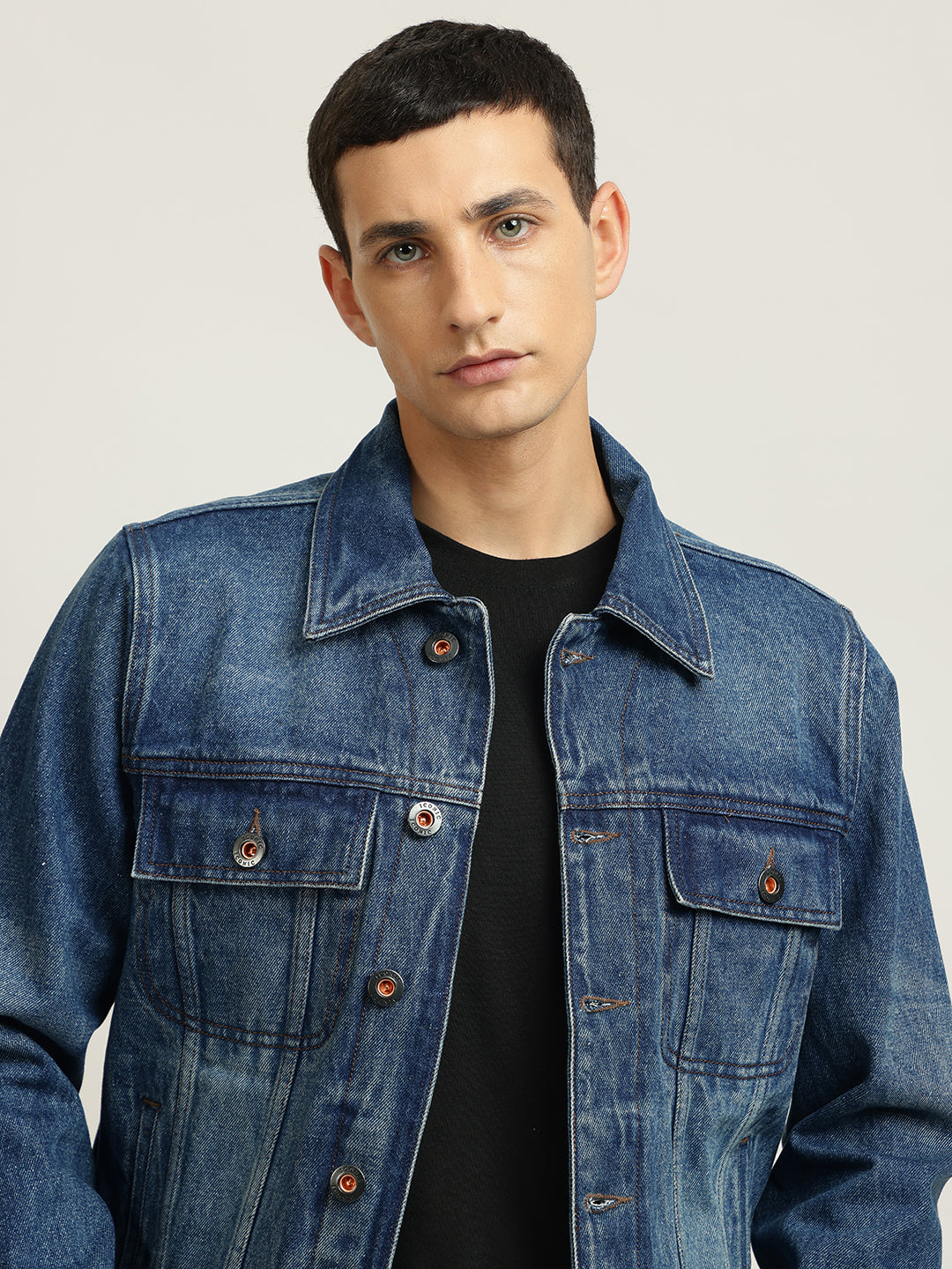 Iconic Men Blue Washed Spread Collar Full Sleeves Denim Jacket