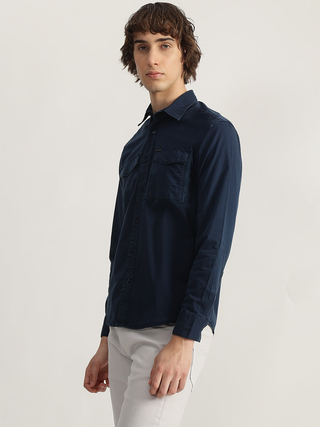 Iconic Men Navy Blue Solid Spread Collar Full Sleeves Shirt