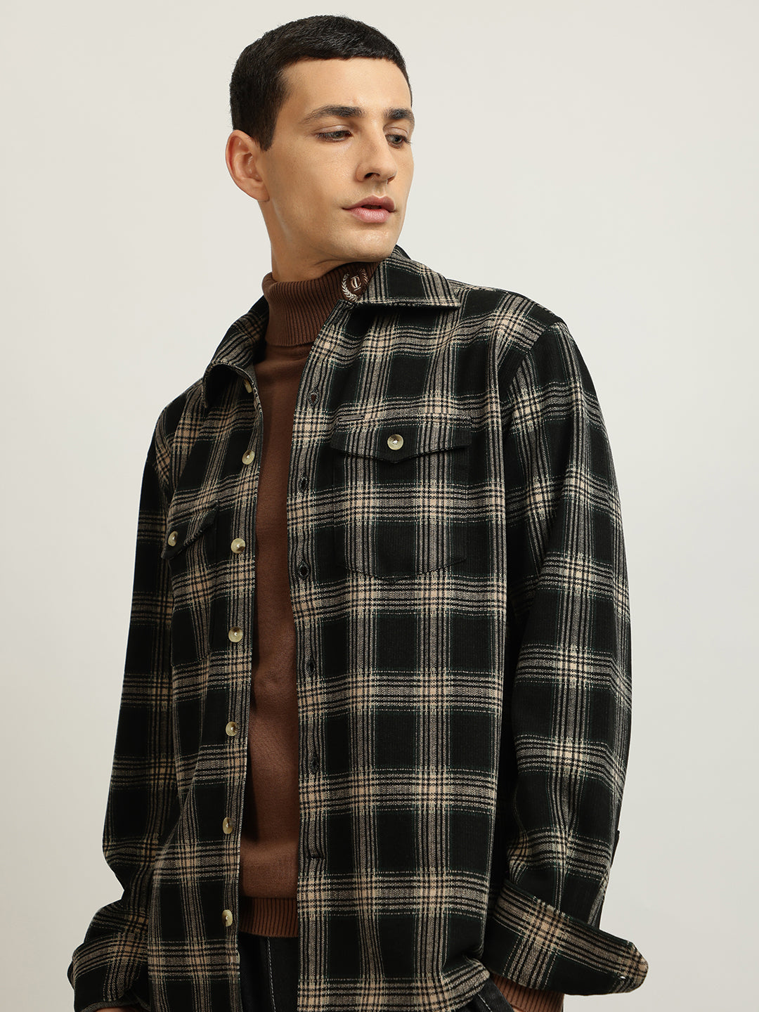 Iconic Men Green Checked Spread Collar Full Sleeves Shirt