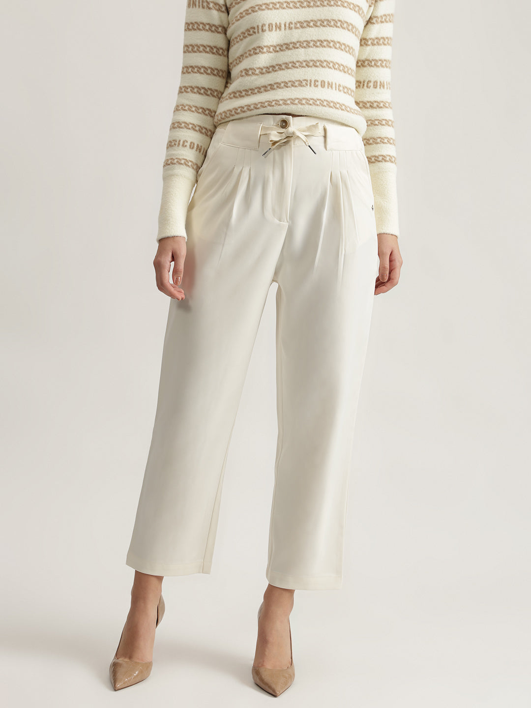 Iconic Women Off White Solid Regular Fit Double-Pleated Trouser