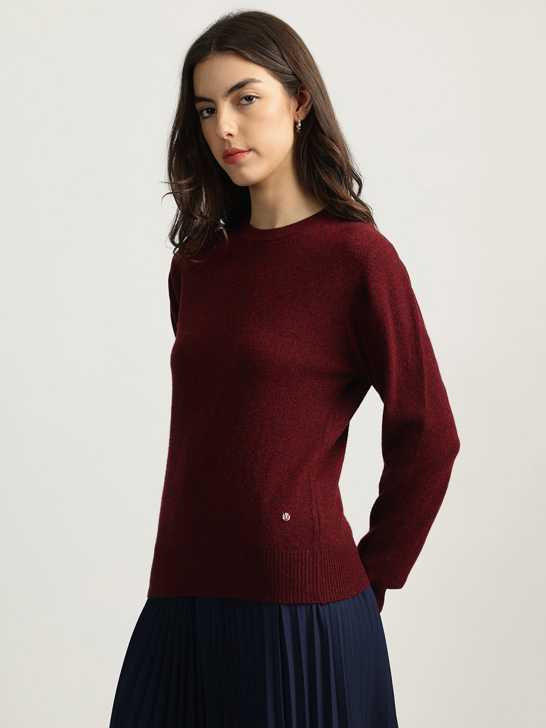 Iconic Women Wine Solid Round Neck Full Sleeves Sweater