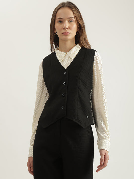 Iconic Women Black Solid V-Neck Sleeveless Waistcoat