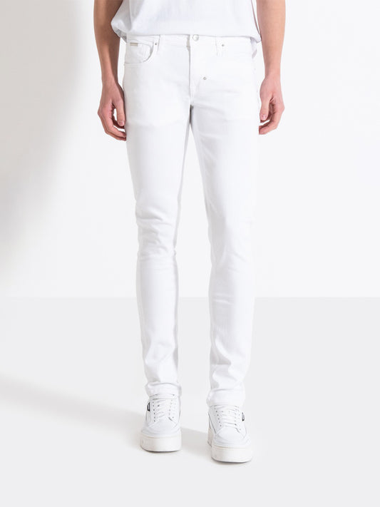 Antony Morato Men White Solid Mid-Rise Tapered Fit Jeans