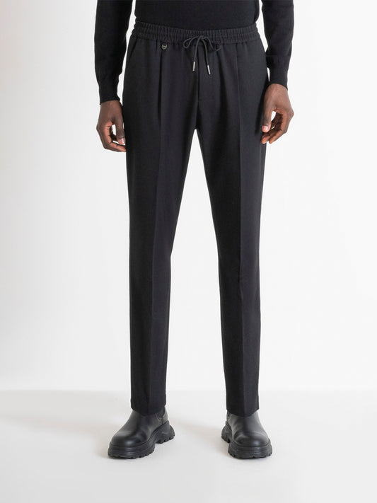 Antony Morato Men Black Solid Slim Fit Mid-Rise Single-Pleated Trouser