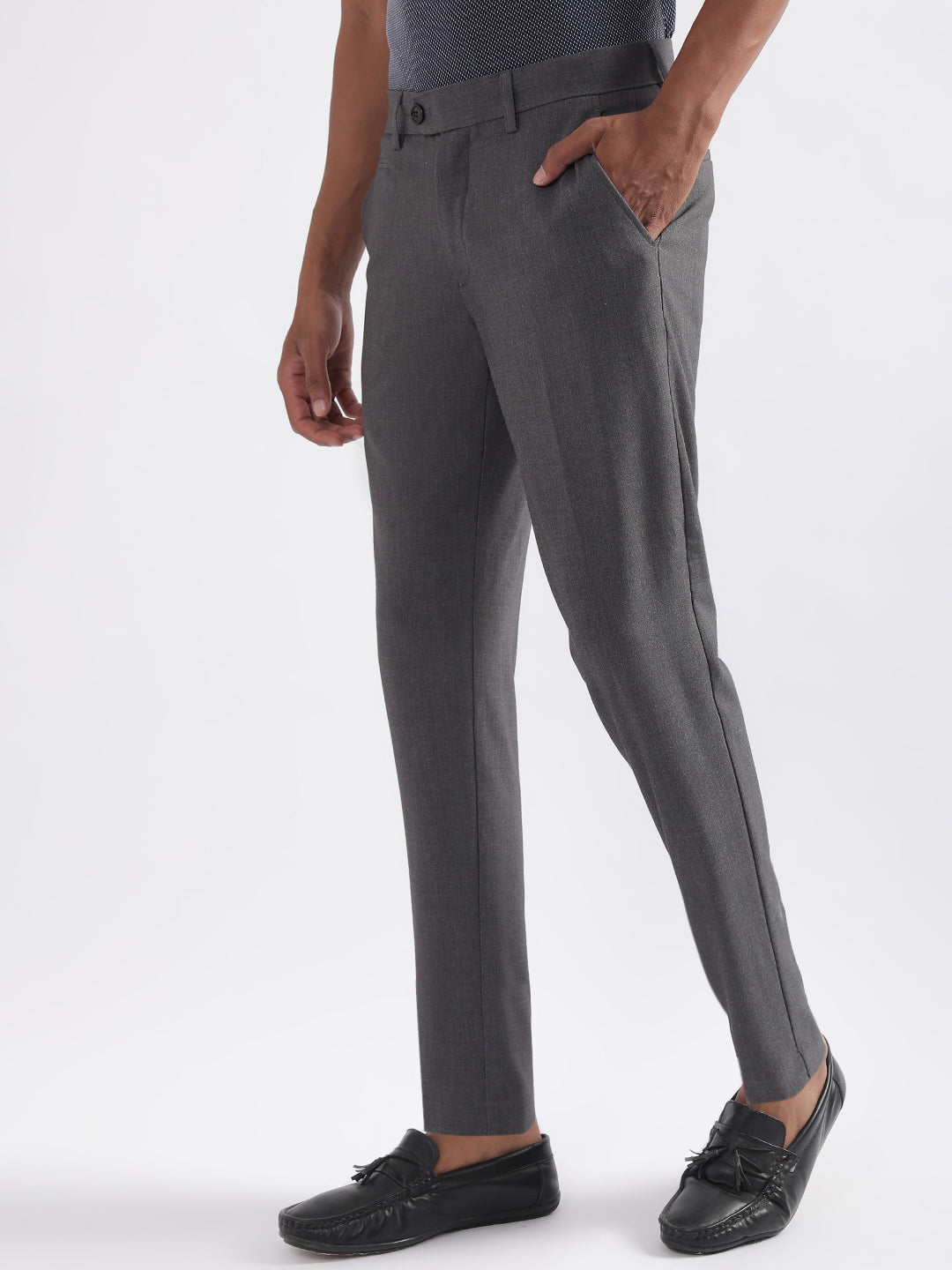 Lindbergh Men Grey Solid Slim Fit Trouser