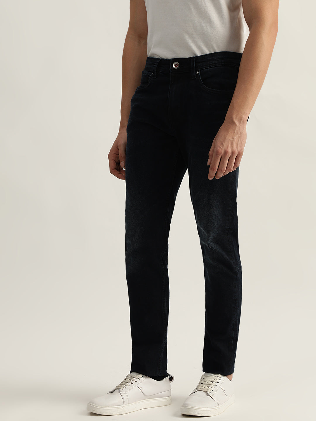 Iconic Men Blue Solid Slim Tapered Fit Mid-Rise Jeans