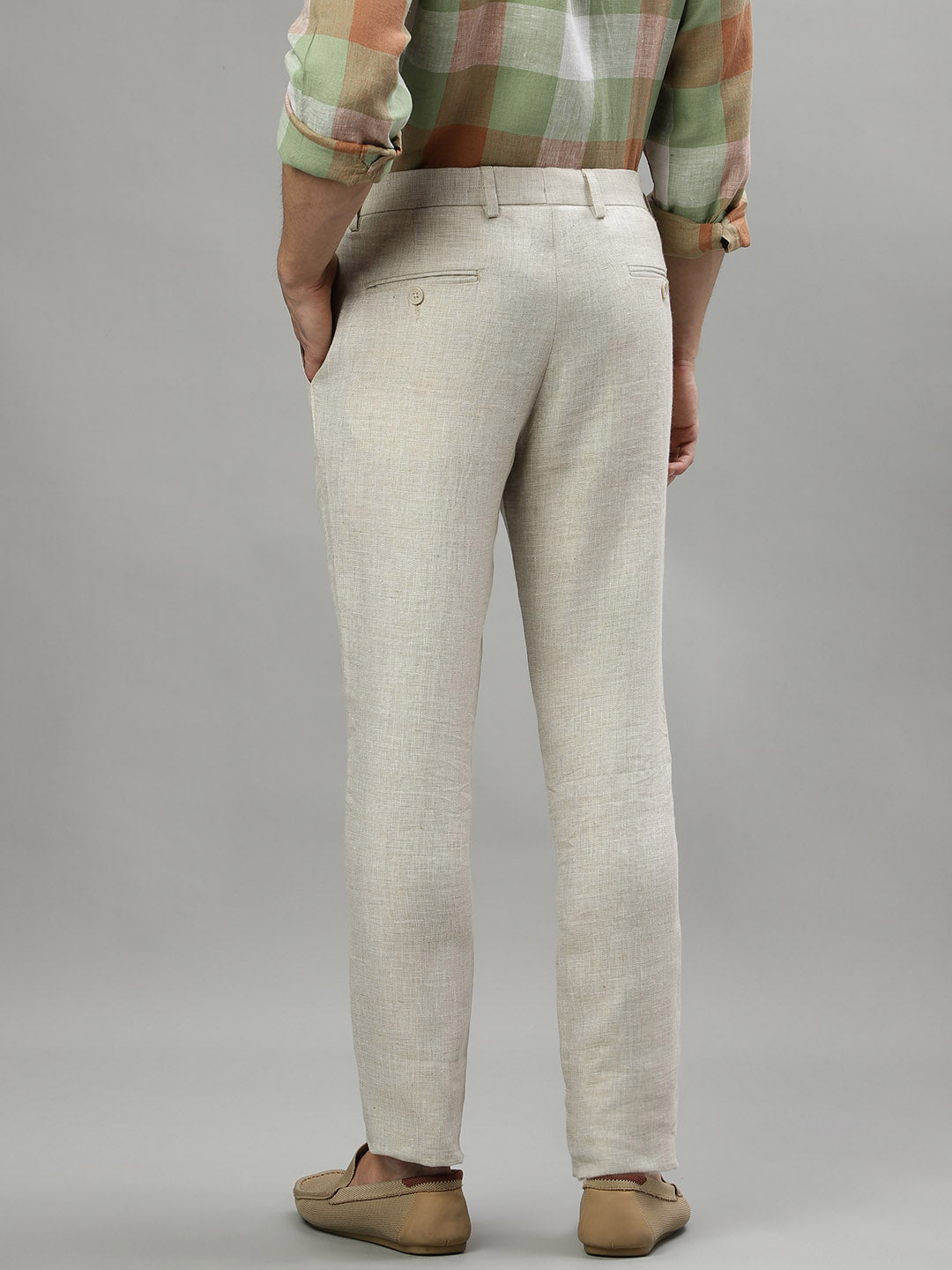 Iconic Men Beige Solid Regular Fit Trouser