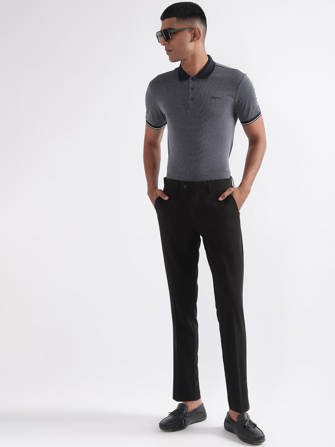 Lindbergh Men Black Solid Slim Fit Trouser