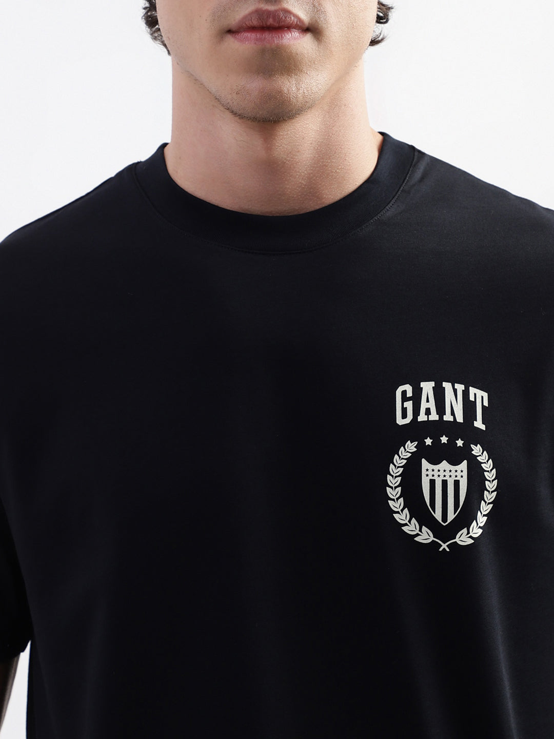 Gant Black Logo Relaxed Fit T-Shirt